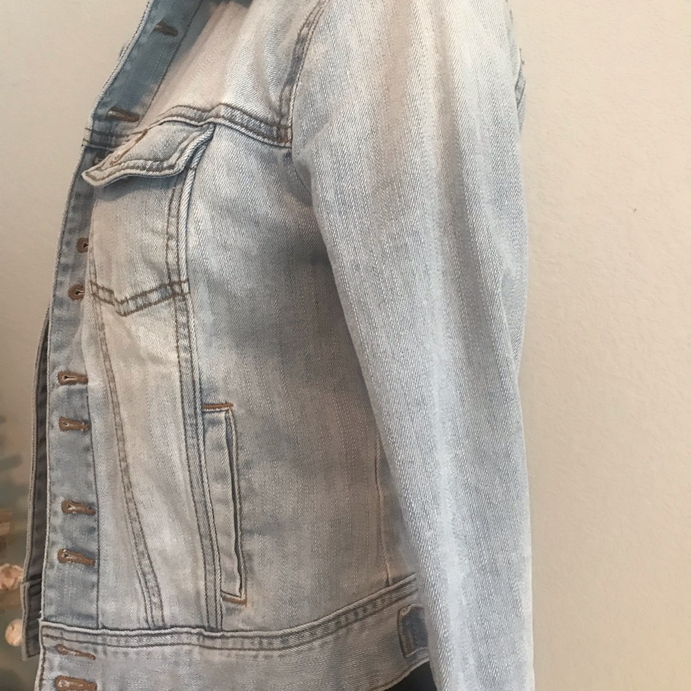 Jean jacket - Picture 2 of 5
